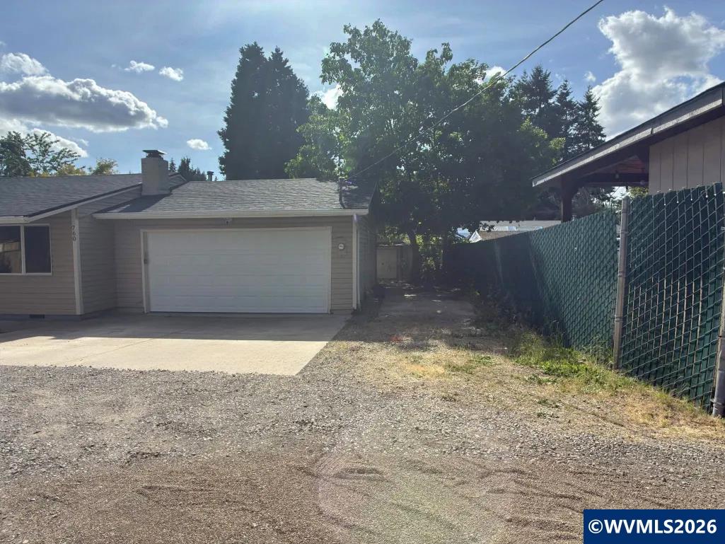 760 Boone Road Southeast Salem, OR 97306 - Photo 2 of 22