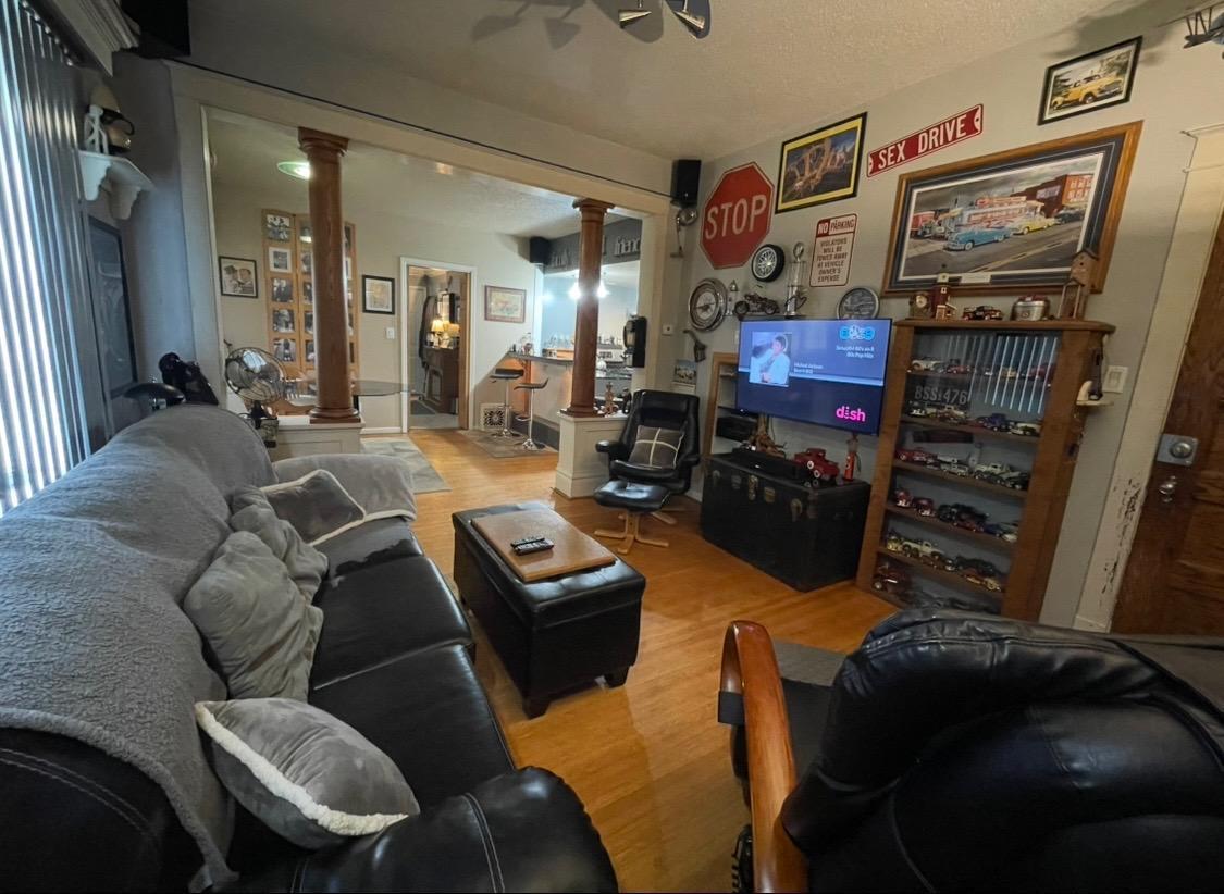 411 Court Street Albert Lea, MN 56007 - Photo 3 of 24