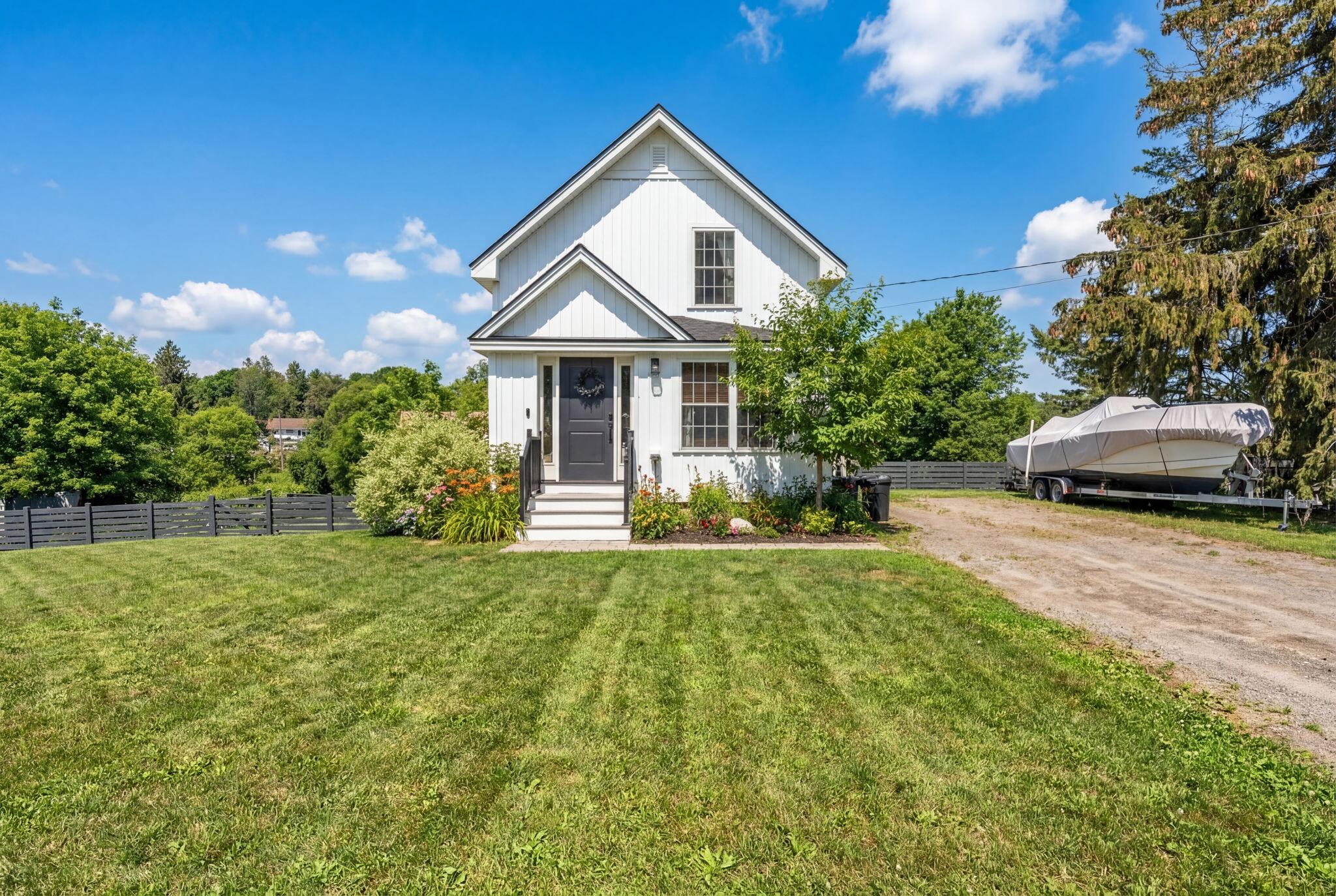 1-web-or-mls-32-northern-ave