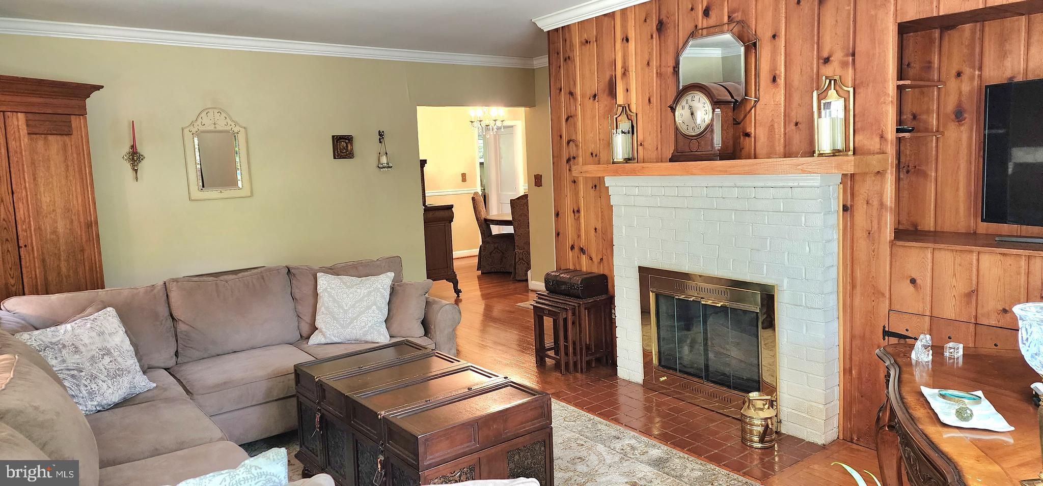 6534 Spring Road Springfield, VA 22150 - Photo 11 of 24