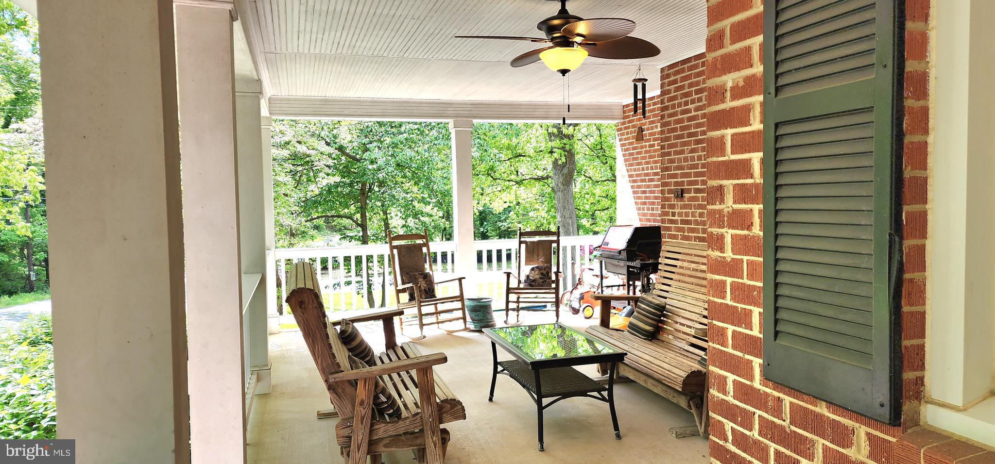 6534 Spring Road Springfield, VA 22150 - Photo 2 of 24