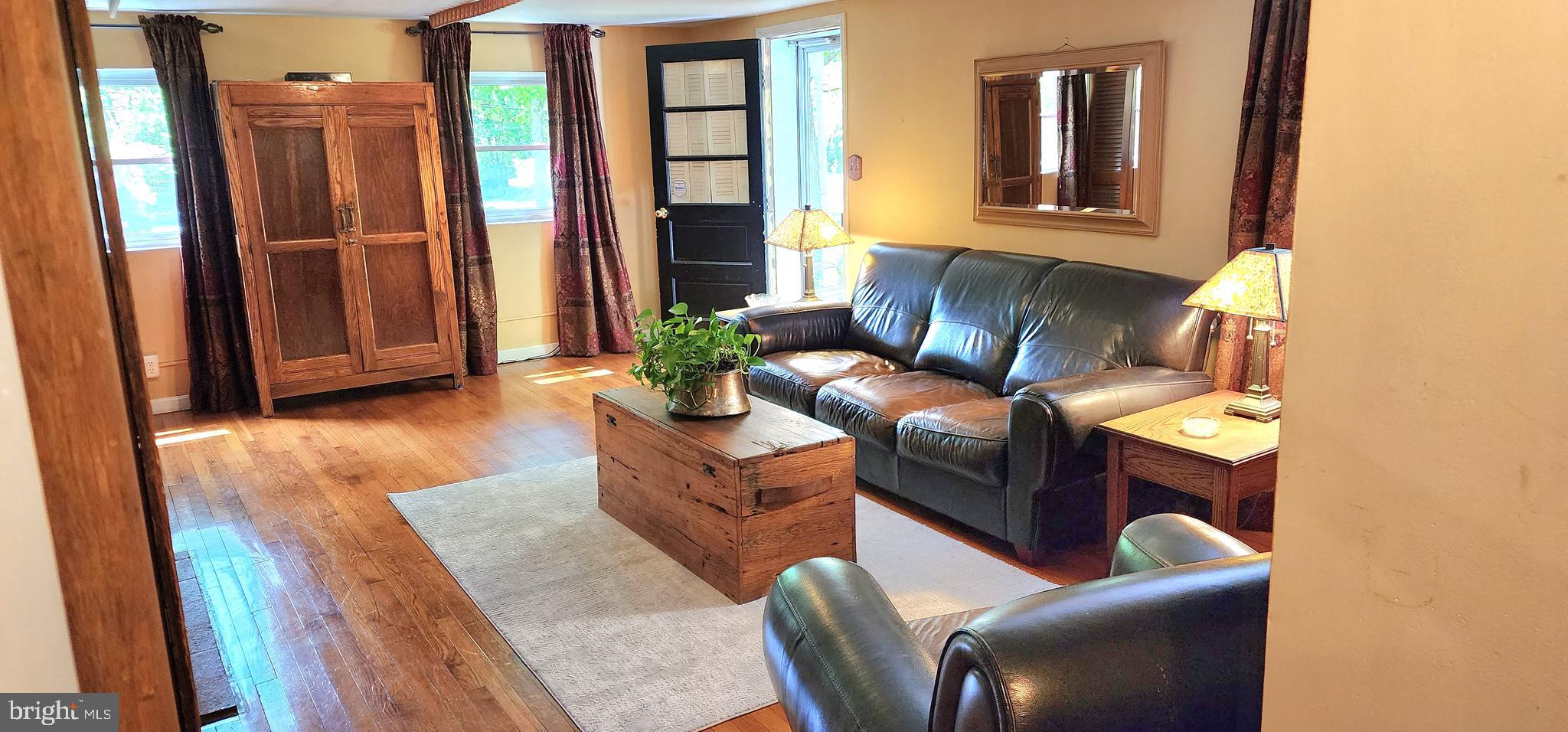 6534 Spring Road Springfield, VA 22150 - Photo 8 of 24