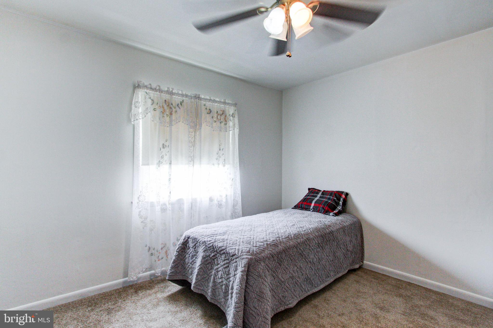 1025 Birch Road Warminster, PA 18974 - Photo 15 of 40 Gallery Image 15