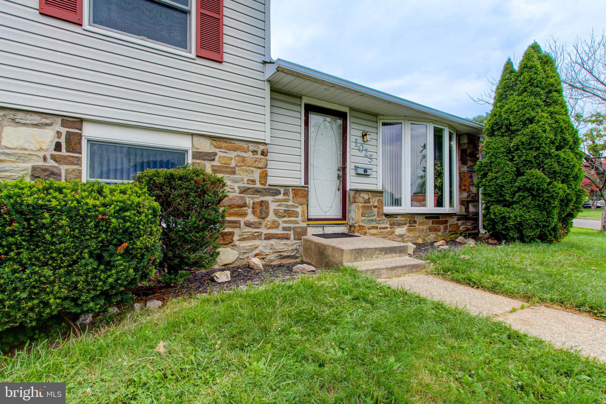 1025 Birch Road Warminster, PA 18974 - Photo 3 of 40 Gallery Image 3