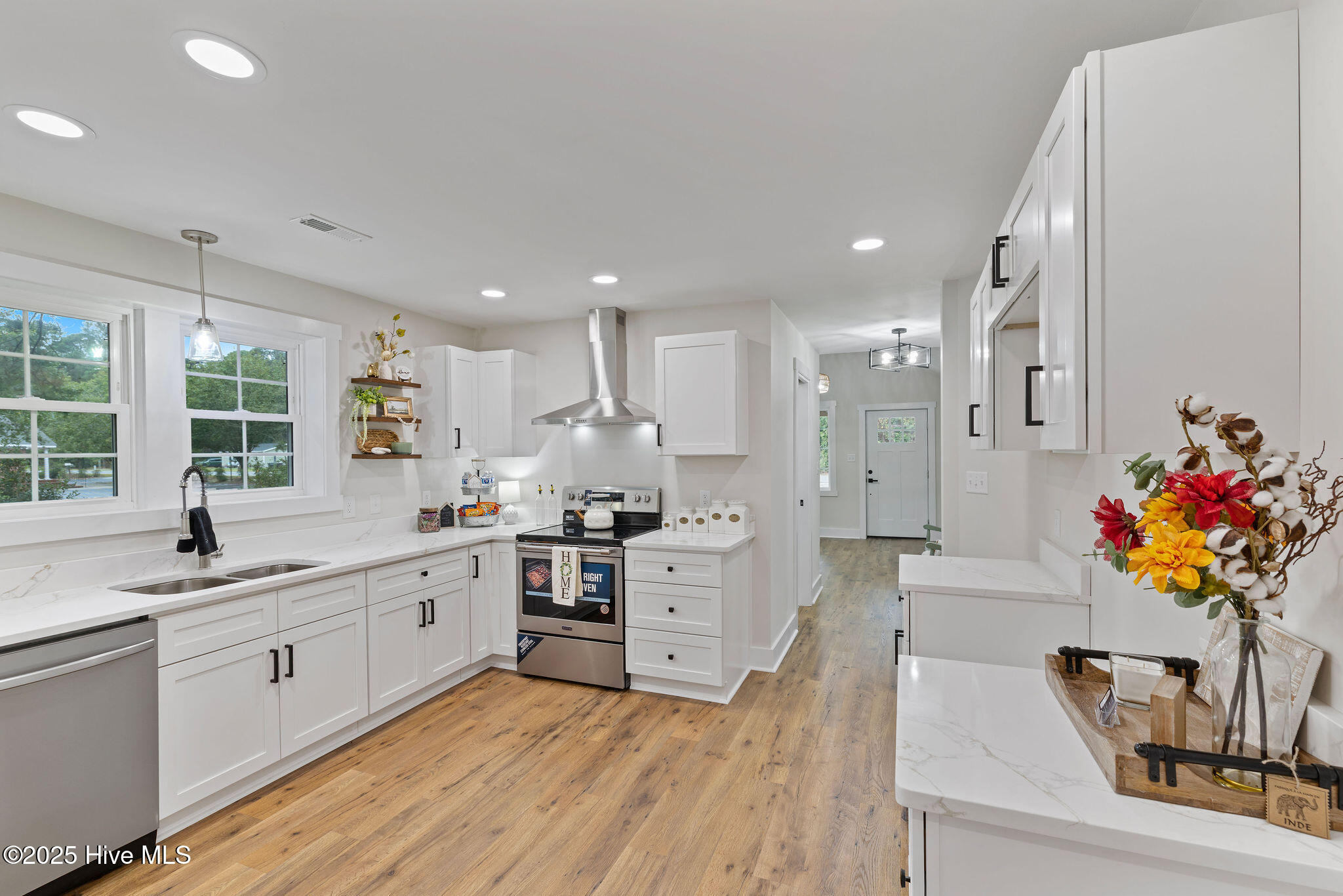 262 Millers Chapel Road Goldsboro, NC 27534 - Photo 37 of 64 Kitchen with Quartz Countertops