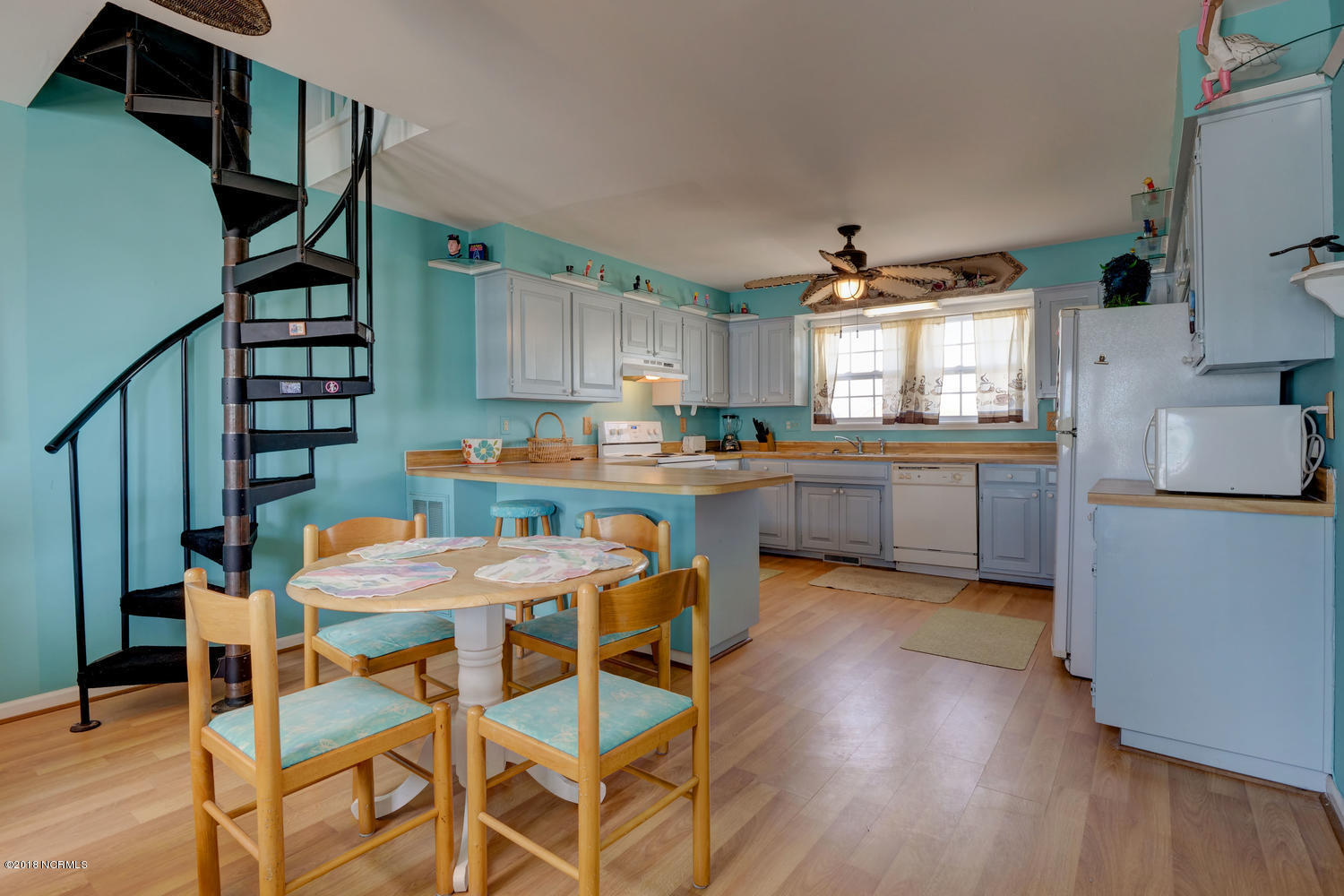 2280 New River Inlet Road, Unit 1 North Topsail Beach, NC 28460 - Photo 17 of 33 2280 New River Inlet Rd Unit-large-022-2