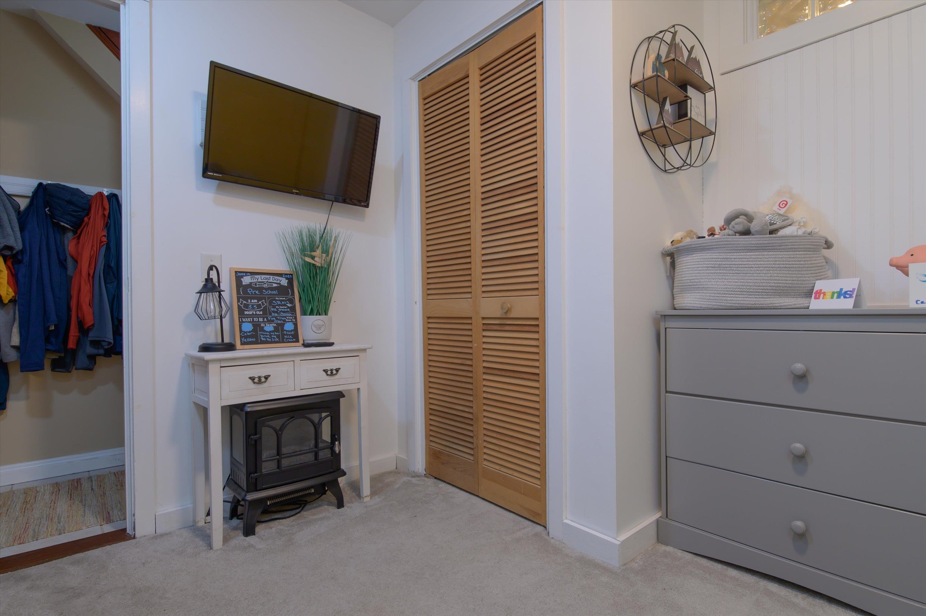 26 Babbitt Road Rockingham, VT 05101 - Photo 23 of 50