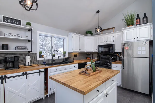 $495,000 | 26 Babbitt Road, Rockingham, VT 05101