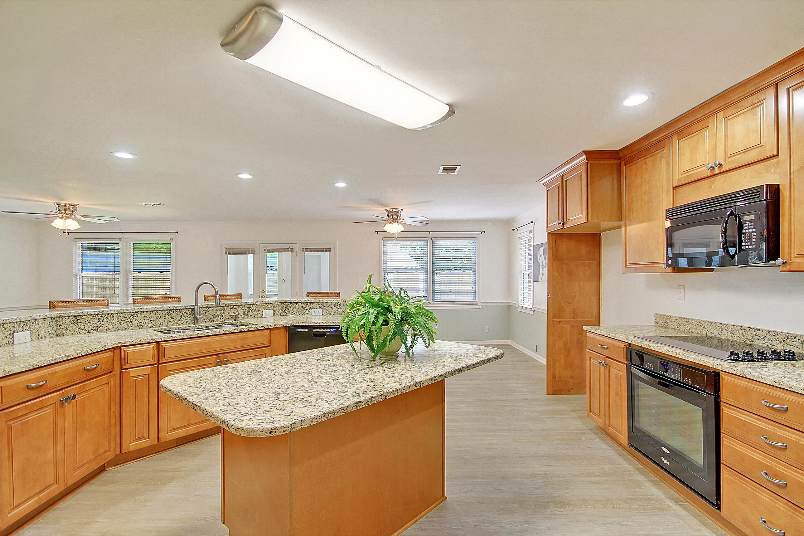 1147 Brookside Drive Hanahan, SC 29410 - Photo 12 of 40 CREM_1147 Brookside_022