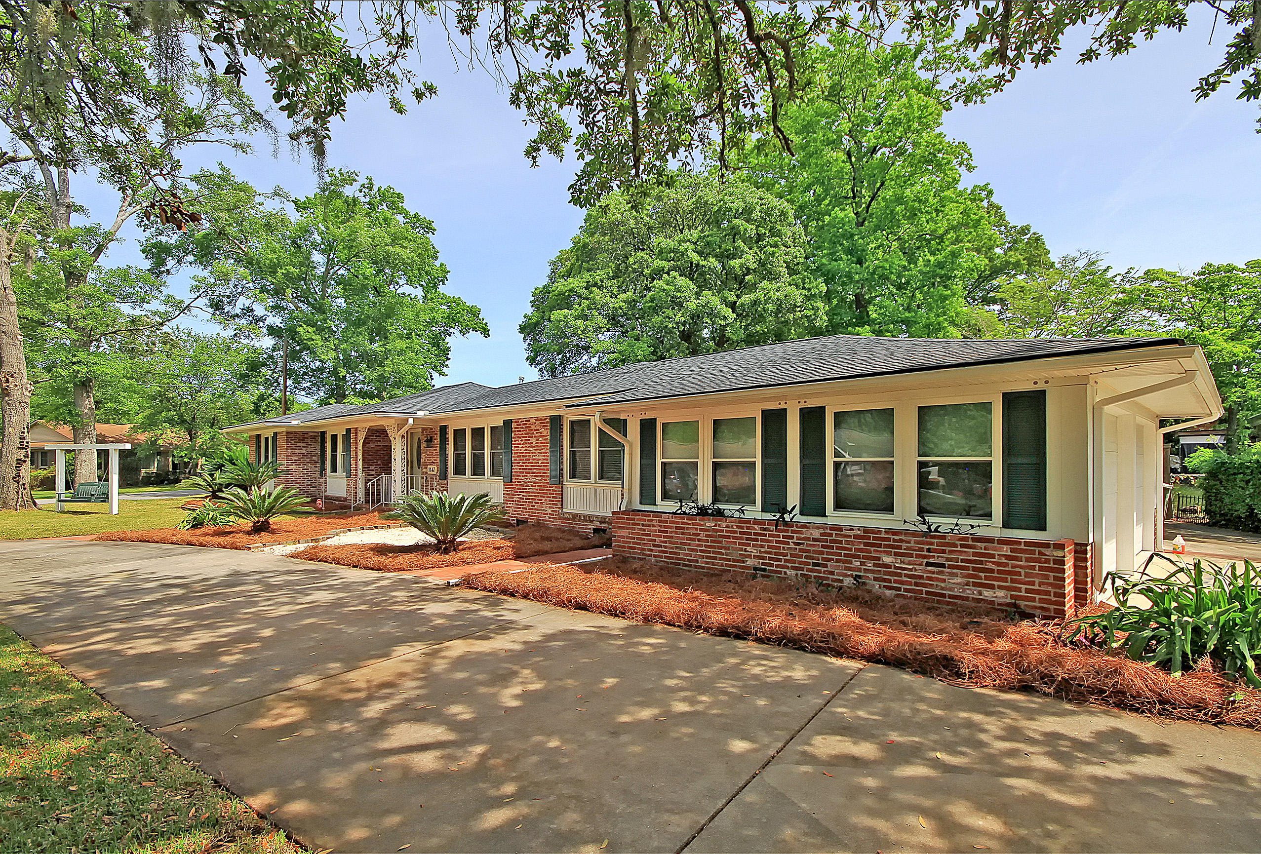 1147 Brookside Drive Hanahan, SC 29410 - Photo 3 of 40 CREM_1147 Brookside_005