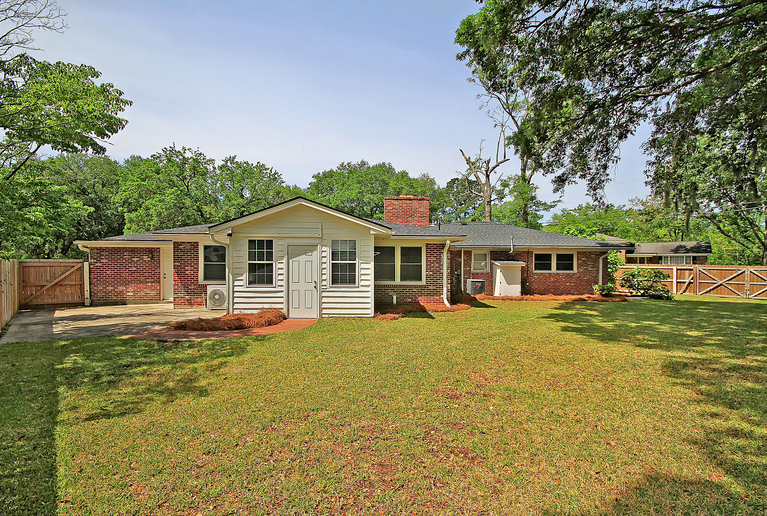 1147 Brookside Drive Hanahan, SC 29410 - Photo 34 of 40 CREM_1147 Brookside_011