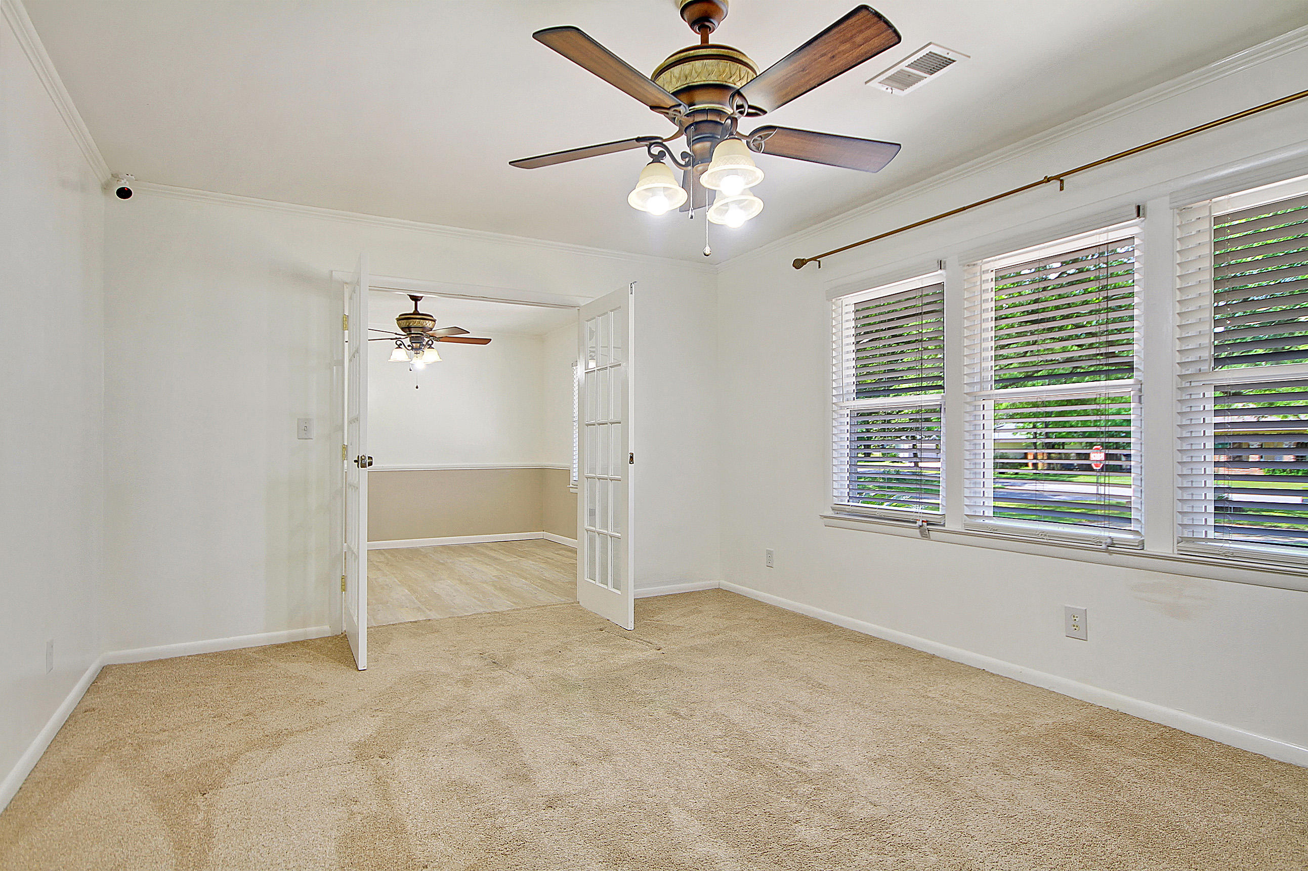 1147 Brookside Drive Hanahan, SC 29410 - Photo 6 of 40 CREM_1147 Brookside_029