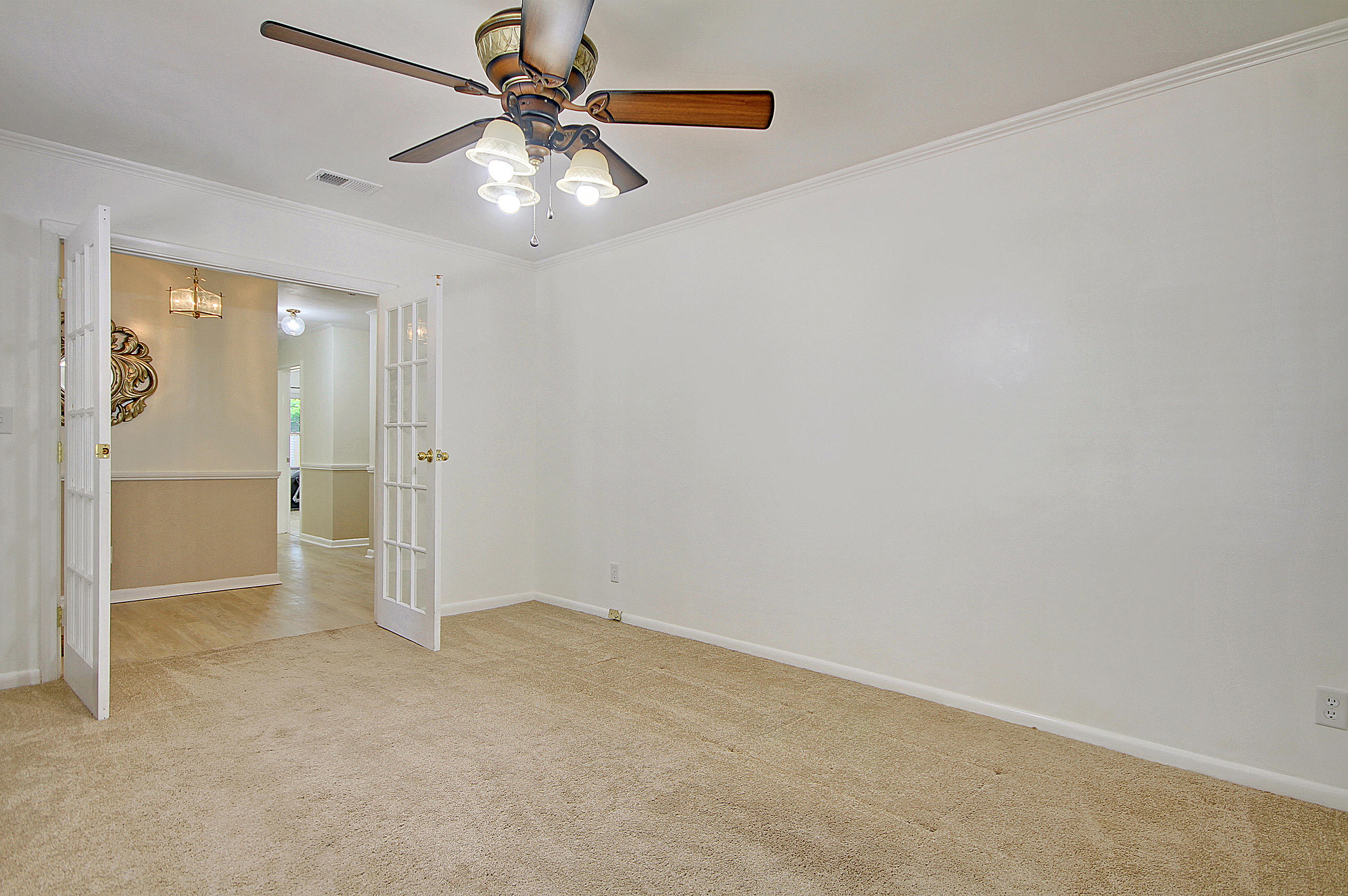 1147 Brookside Drive Hanahan, SC 29410 - Photo 8 of 40 CREM_1147 Brookside_028