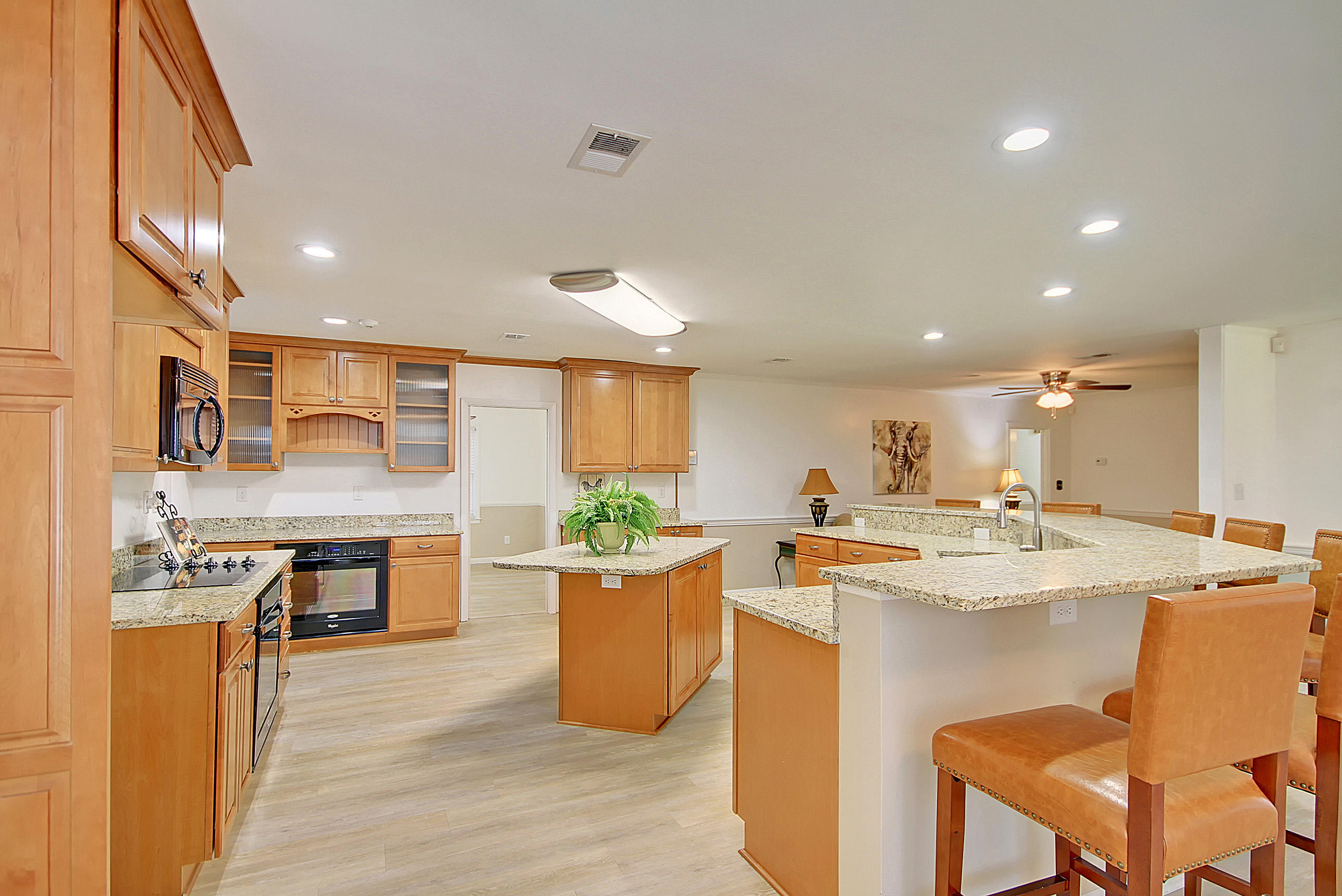 1147 Brookside Drive Hanahan, SC 29410 - Photo 10 of 40 CREM_1147 Brookside_020