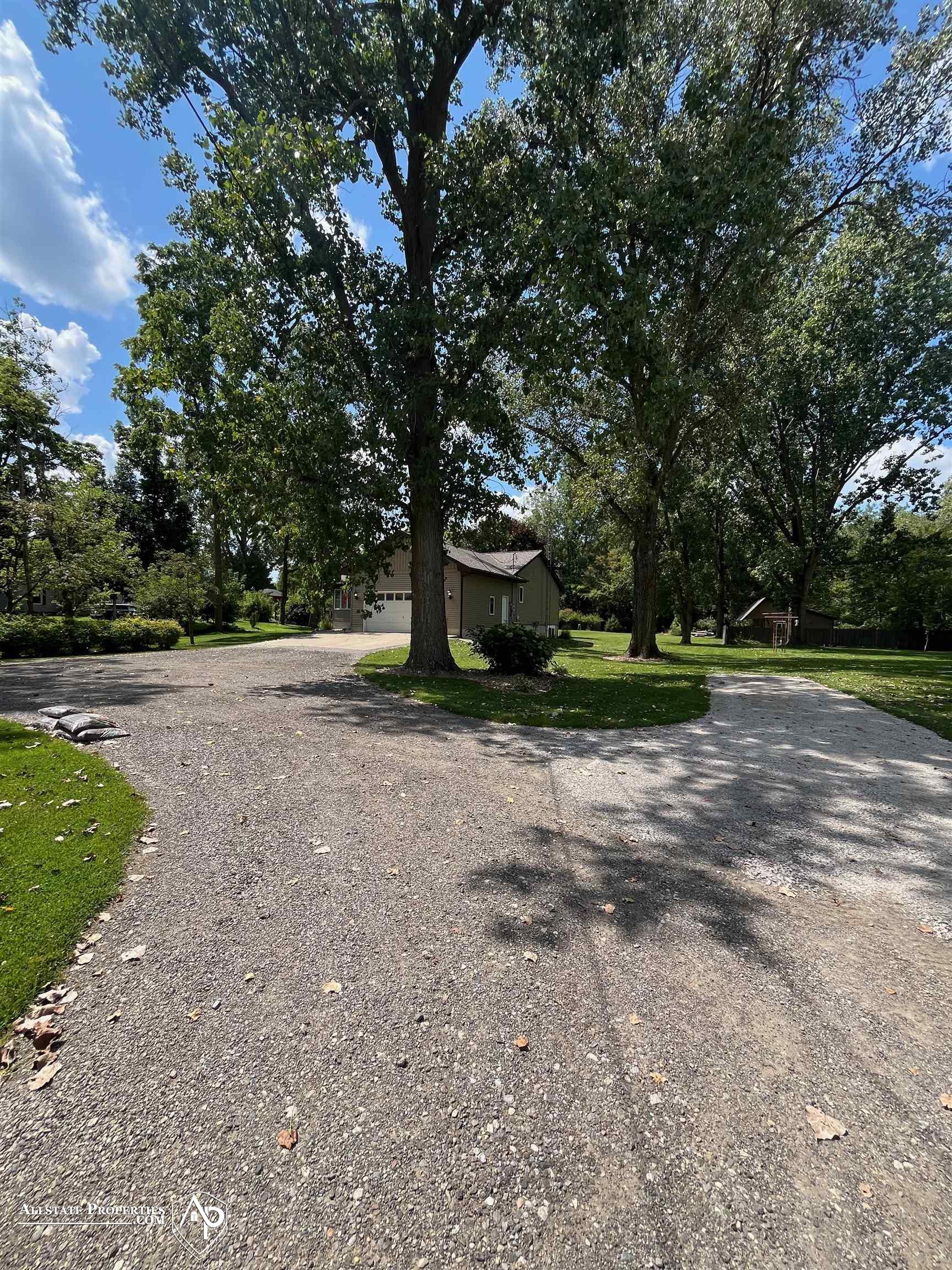 5169 North Oak Road Davison, MI 48423 - Photo 48 of 54 50151955-176203f4-0396-409e-a9cf-cba4eb783ea0.JPG
