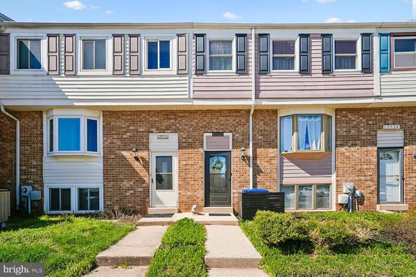 $370,000 | 17532 Kohlhoss Road, Poolesville, MD 20837