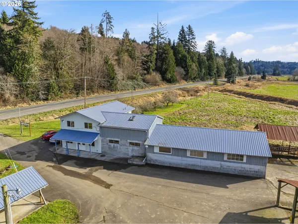 $765,000 | 957 Highway 4, Cathlamet, WA 98612