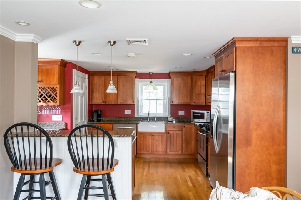 11 Blake Road Weymouth, MA 02188 - Photo 7 of 17 Gallery Image 7
