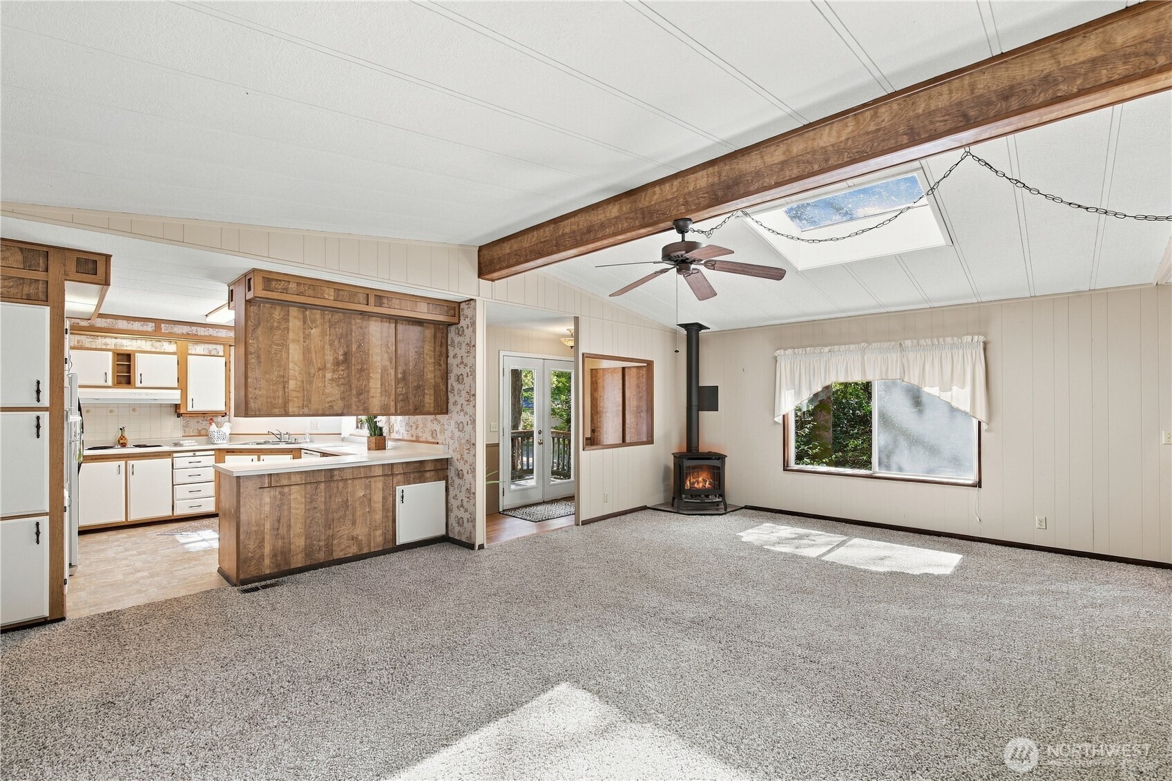 22104 49th Avenue Southeast Bothell, WA 98021 - Photo 14 of 29 Gallery Image 14