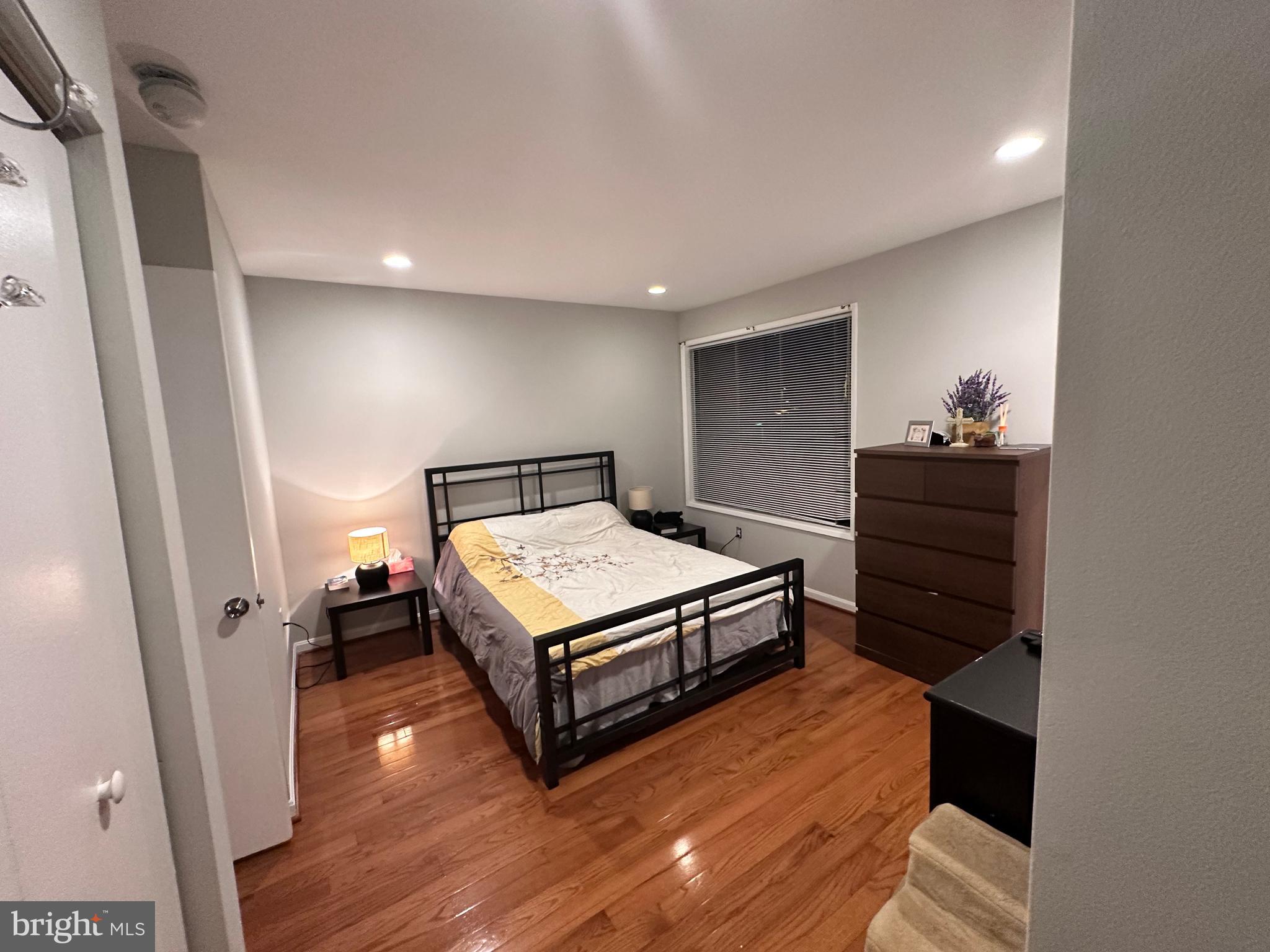 2212 Coppersmith Square Reston, VA 20191 - Photo 7 of 28