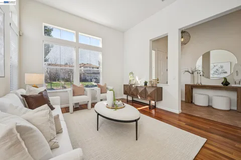 $1,985,000 | 28862 Bay Heights Road, Hayward, CA 94542