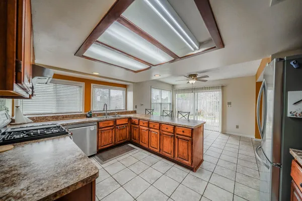 $3,000 | 3414 Ashfield Drive, Houston, TX 77082