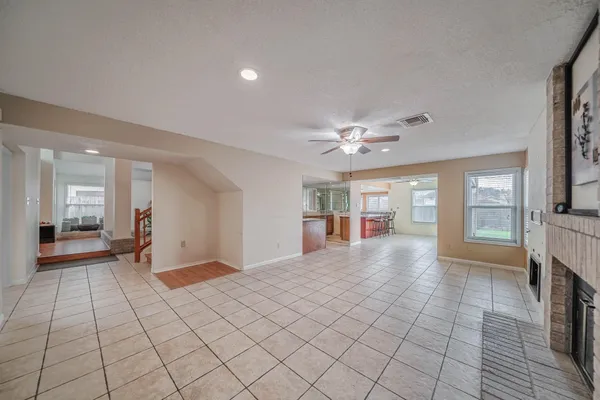 $3,000 | 3414 Ashfield Drive, Houston, TX 77082