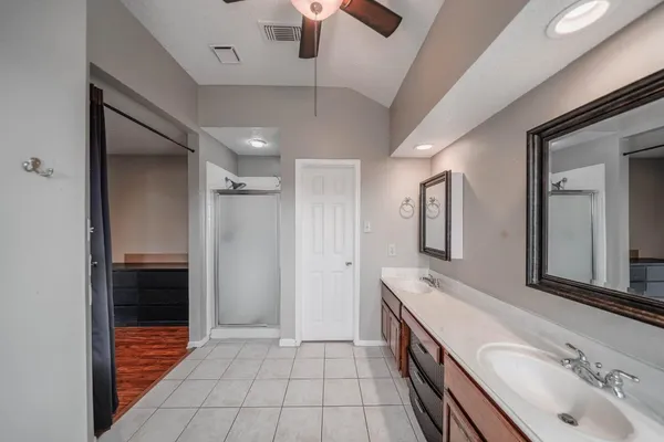 $3,000 | 3414 Ashfield Drive, Houston, TX 77082