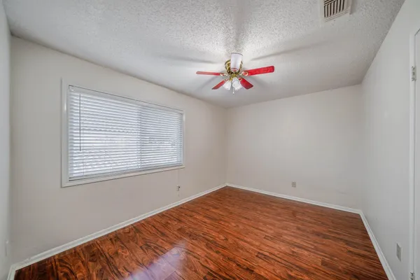 $3,000 | 3414 Ashfield Drive, Houston, TX 77082