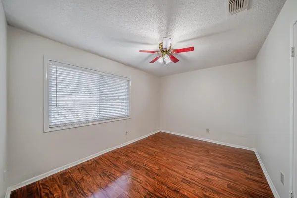 $3,000 | 3414 Ashfield Drive, Houston, TX 77082