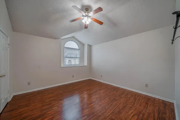 $3,000 | 3414 Ashfield Drive, Houston, TX 77082