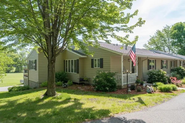 $422,490 | 6105 Shamrock Drive, Madison Lake, MN 56063