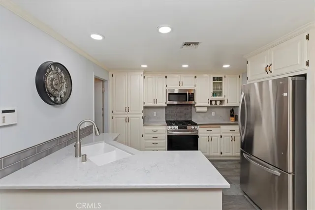 $1,099,995 | 10555 Robinson Avenue, Riverside, CA 92505