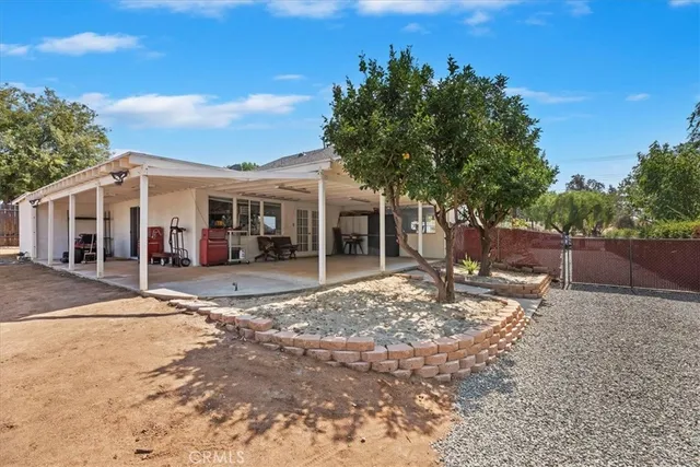 $1,099,995 | 10555 Robinson Avenue, Riverside, CA 92505