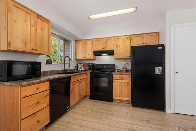 $439,000 | 2463 South Memphis Way, Aurora, CO 80013