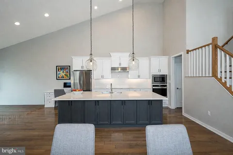 $725,000 | 34 Tamarack Circle, Eagleville, PA 19403