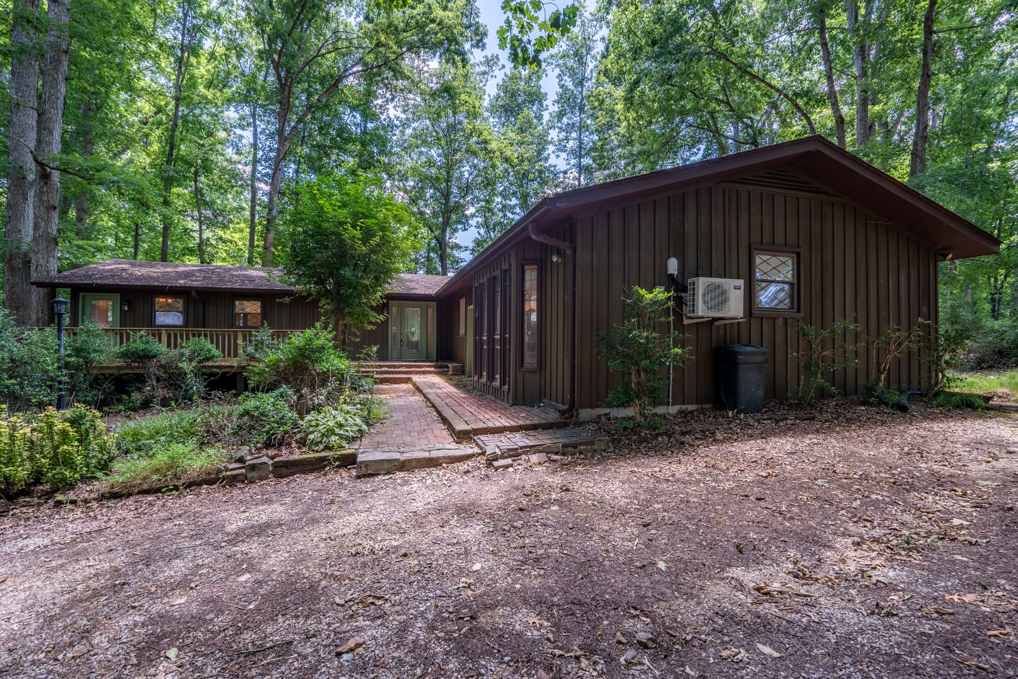 1017 Hayes Road Lawrenceburg, TN 38464 - Photo 4 of 56
