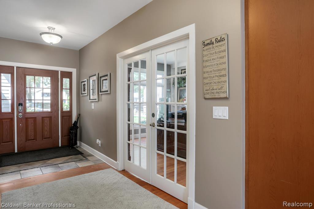 11467 Ember Road Davisburg, MI 48350 - Photo 12 of 51 Gallery Image 12