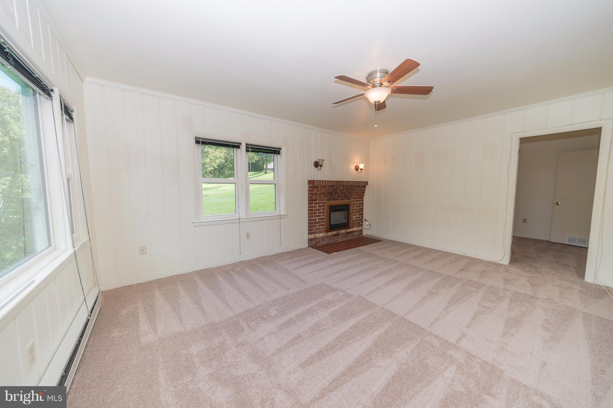 4305 Gross Mill Road Hampstead, MD 21074 - Photo 13 of 30 Family Room