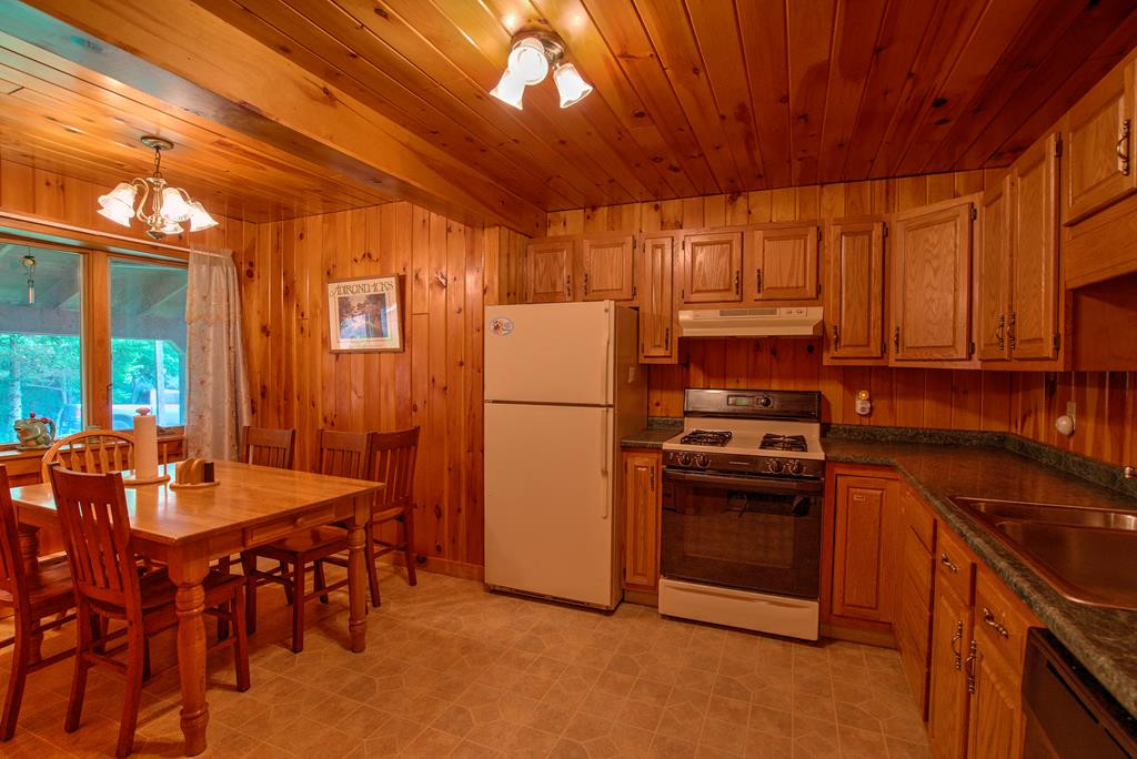 133 Old Hotel Road Old Forge, NY 13420 - Photo 11 of 23 Gallery Image 11