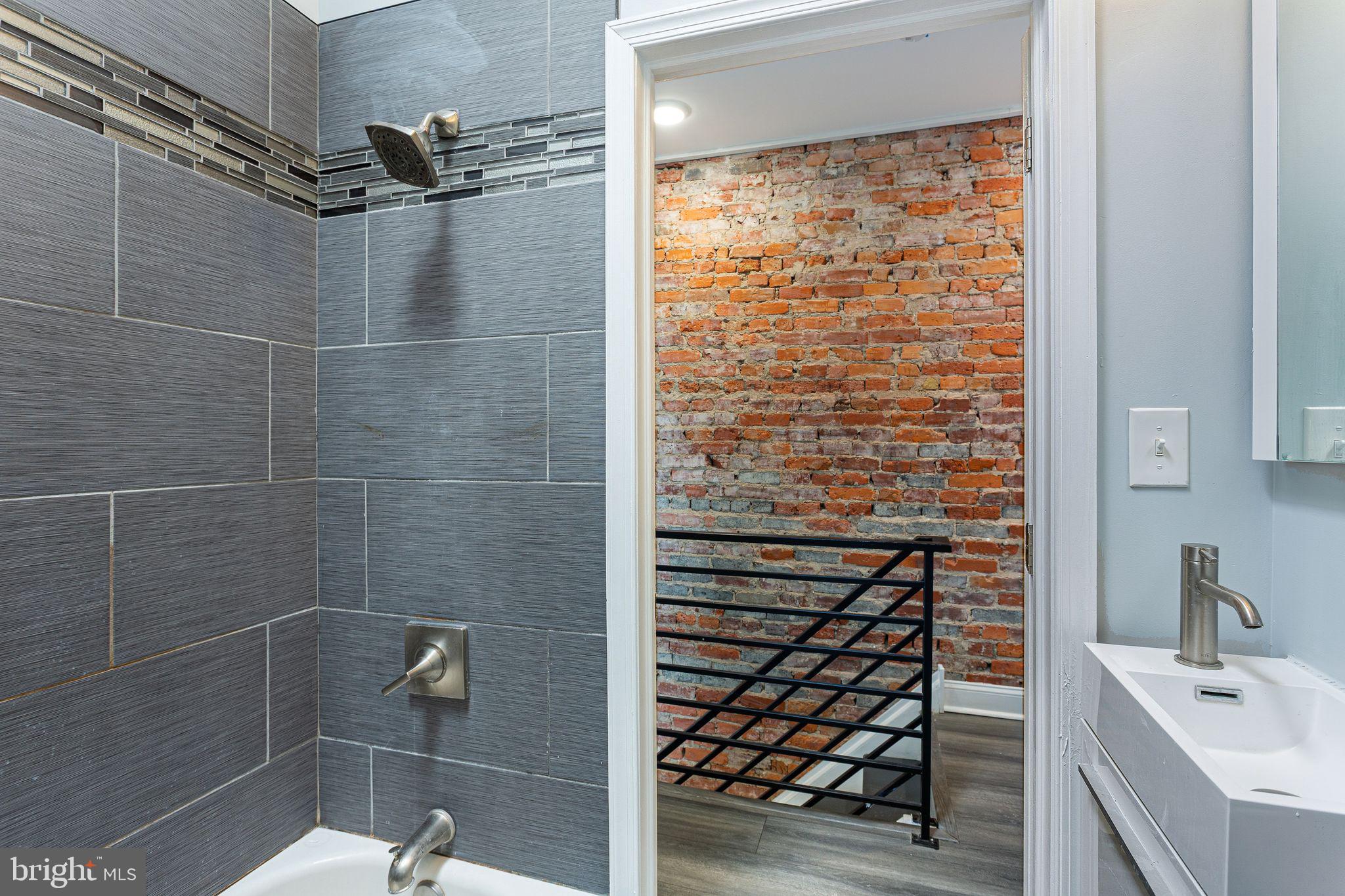 1449 South 32nd Street, Unit 2 Philadelphia, PA 19146 - Photo 17 of 19