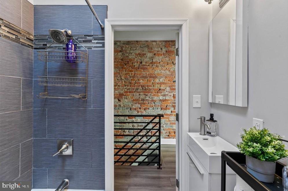 1449 South 32nd Street, Unit 2 Philadelphia, PA 19146 - Photo 10 of 19