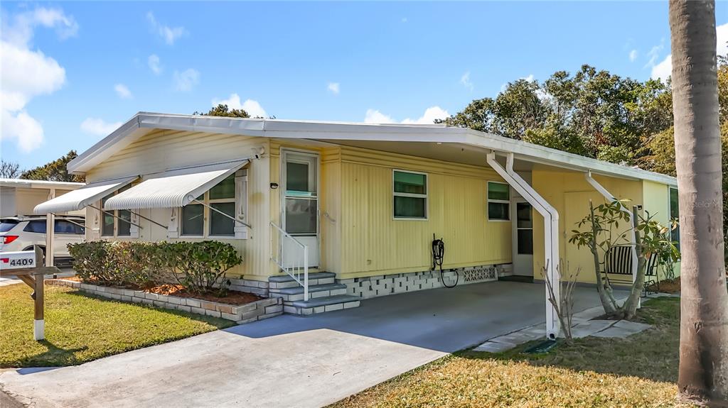 4409 Tucker Square New Port Richey, FL 34652 - Photo 11 of 64 Gallery Image 11