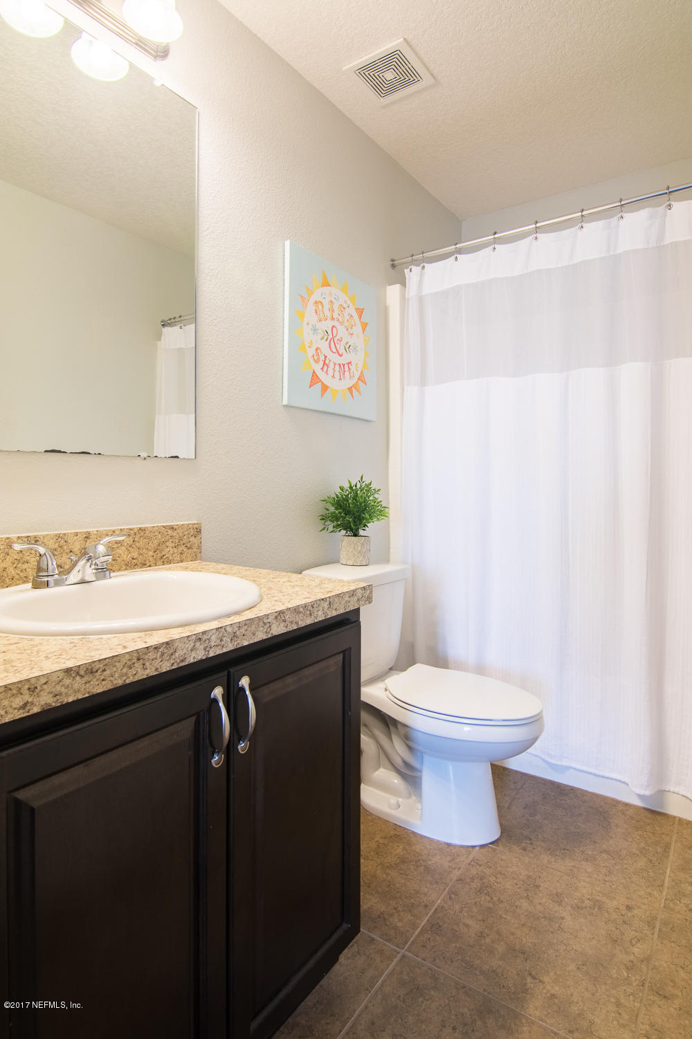 10257 Magnolia Ridge Road Jacksonville, FL 32210 - Photo 43 of 49 Guest Bath