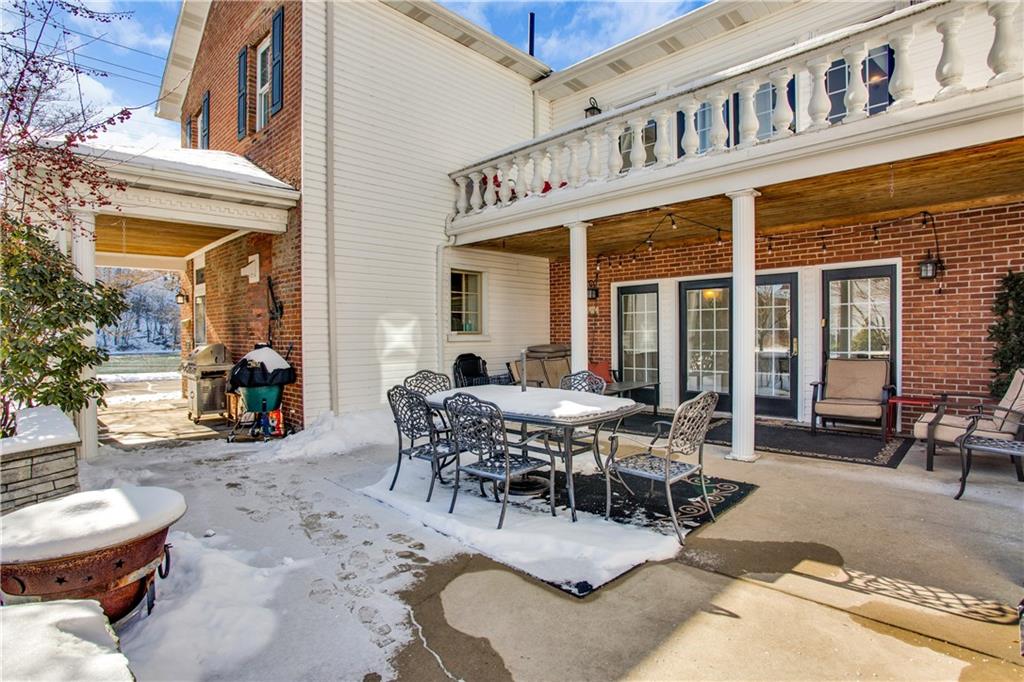 101 Riverside Drive Freeport, PA 16229 - Photo 3 of 25 Gallery Image 3