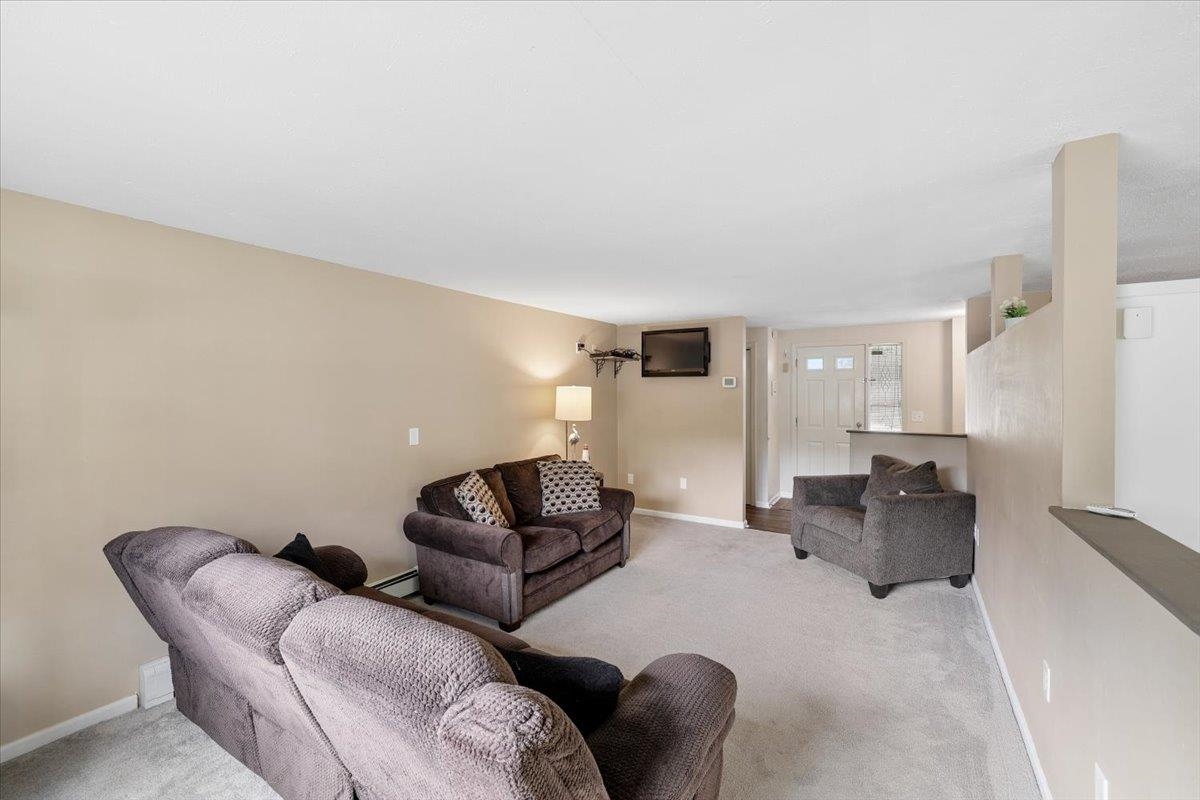 10 Cardinal Court, Unit 10 Merrimack, NH 03054 - Photo 24 of 50