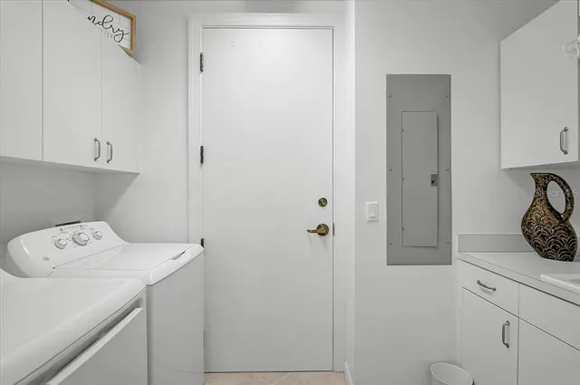 $1,995,000 | 401 North Point Road, Unit 1001, Osprey, FL 34229