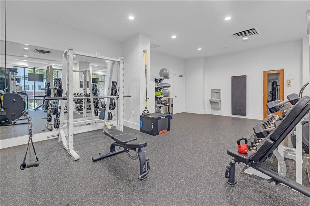3475 Oak Valley Road Northeast, Unit 650 Atlanta, GA 30326 - Photo 23 of 27