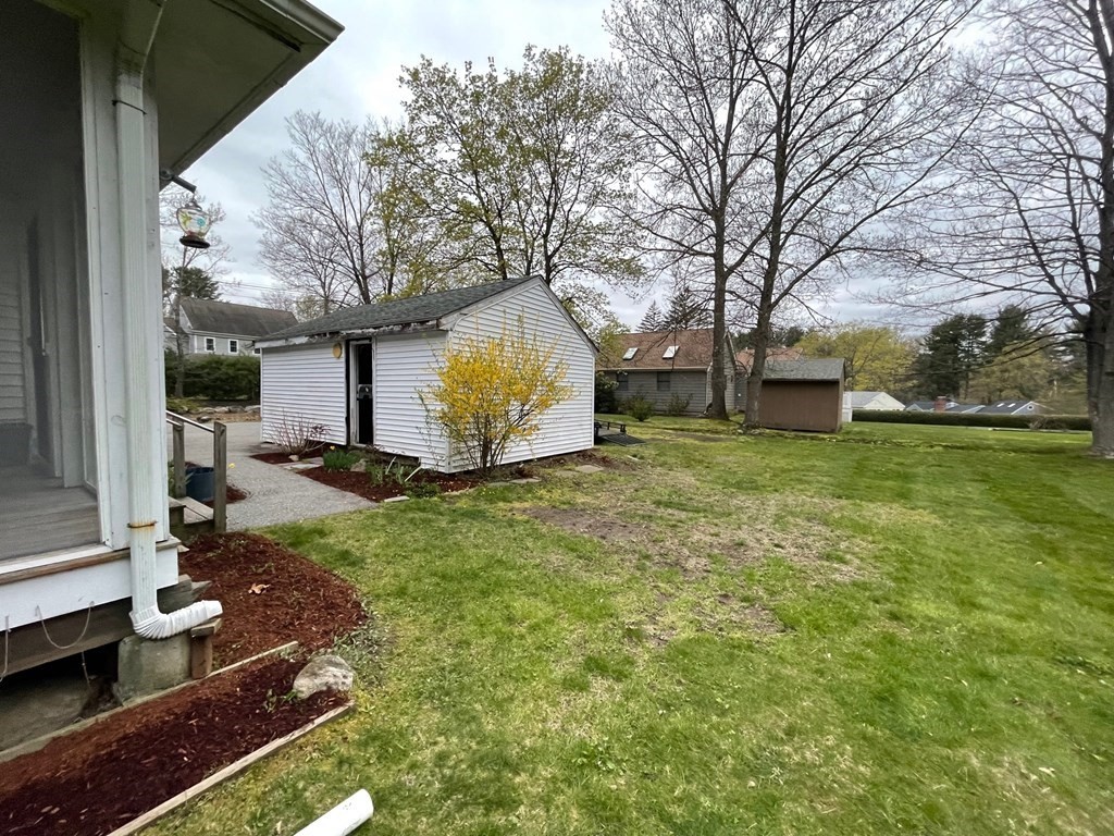 119 Page Road Bedford, MA 01730 - Photo 5 of 26