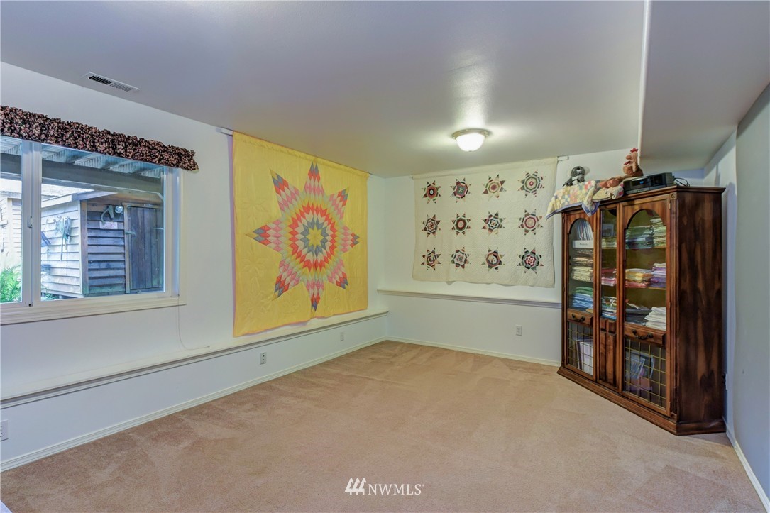 6807 Adams Log Cabin Road Snohomish, WA 98290 - Photo 12 of 25 Gallery Image 12